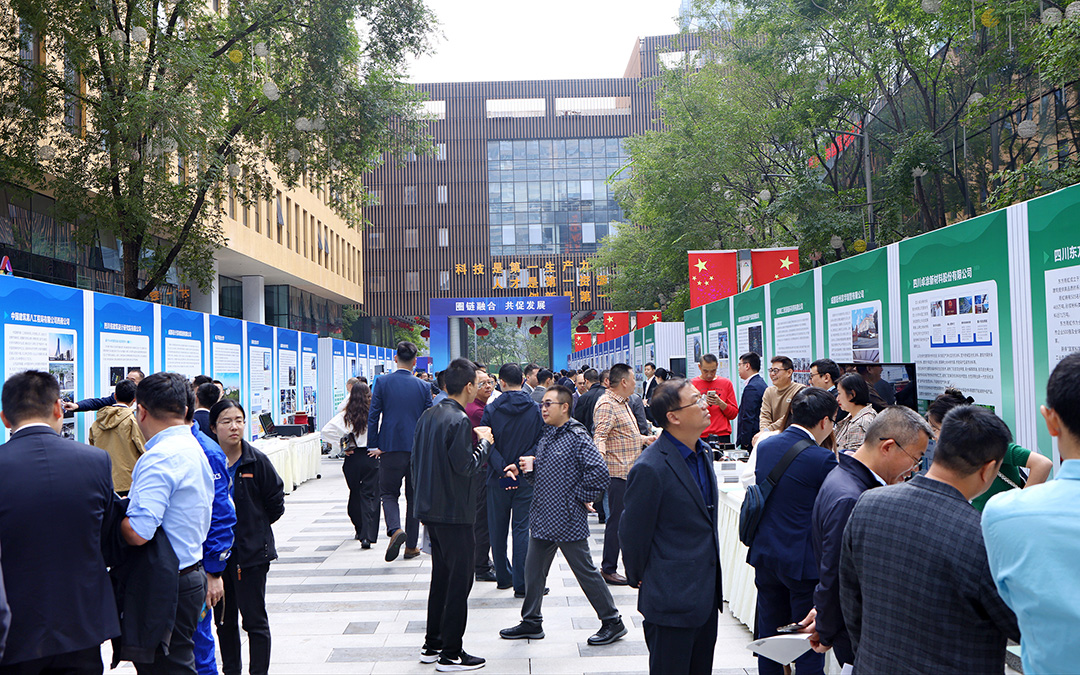 009d8dcd79356afbd57bdf75a7137d36